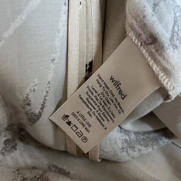 Wilfred Floral Beige Robe - Picture 16 of 16